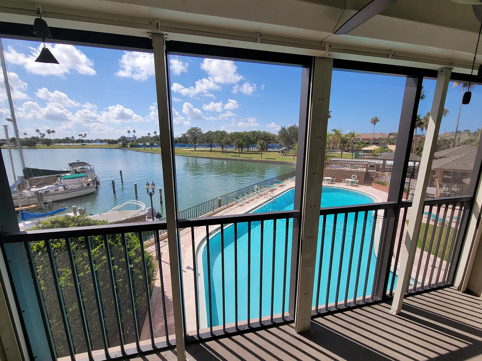 2 bed, 1100 sqft, $2,300 — Photo 1