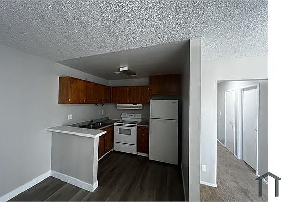 3rd image of 1541 N 23rd St #3
