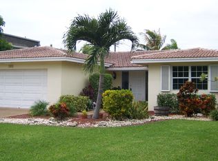 201 NE Wavecrest Way, Boca Raton, FL 33432