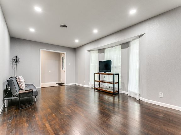 3rd image of 7414 Quail Run Dr