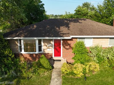 28482 Sutherland Dr, Warren, MI, 48088