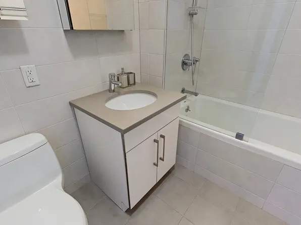 37 West End Avenue image 15 of 38