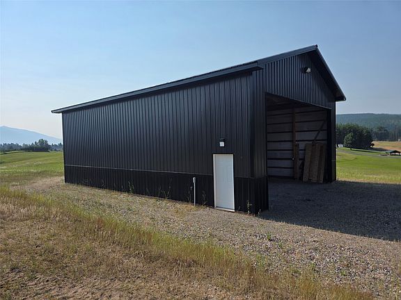 5th image of 1070 State Highway 83