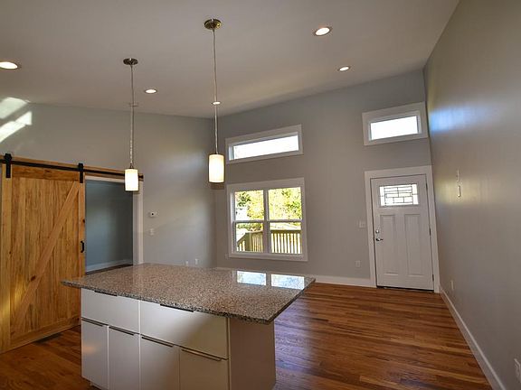 Main Living w/Island for Dining