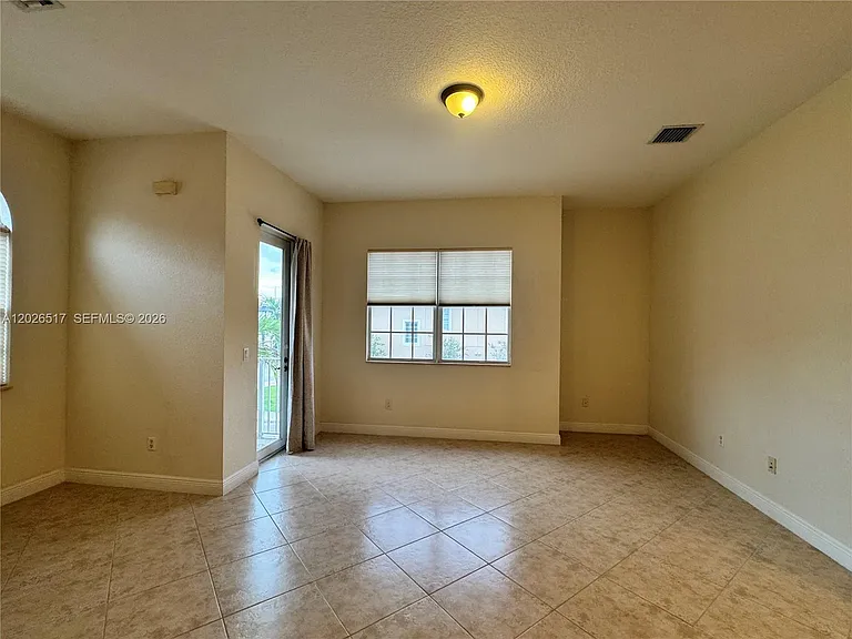5819 Hampton Hills Blvd — Photo 13