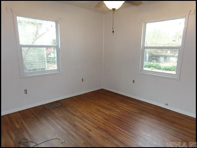 166 Tulane — Photo 13