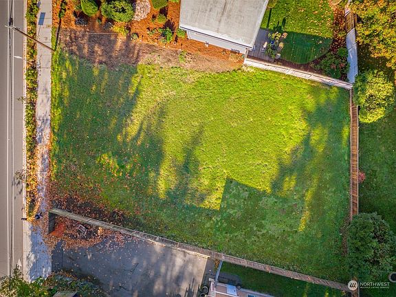 3rd image of 0 Juanita Drive NE
