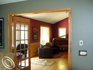 3rd image of 1730 Madsen Dr