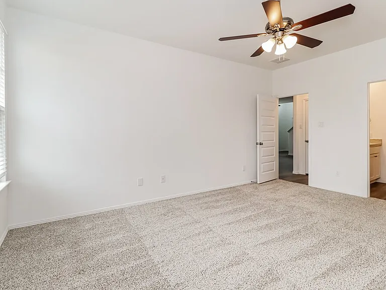 16750 Rover Ln — Photo 10