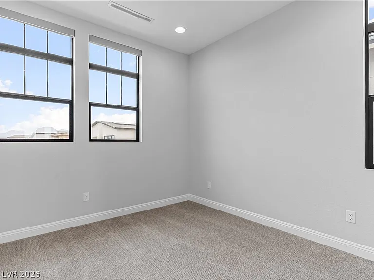 980 Natural Harmony St — Photo 44