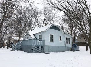 509 Beechwood Dr, Round Lake, IL 60073