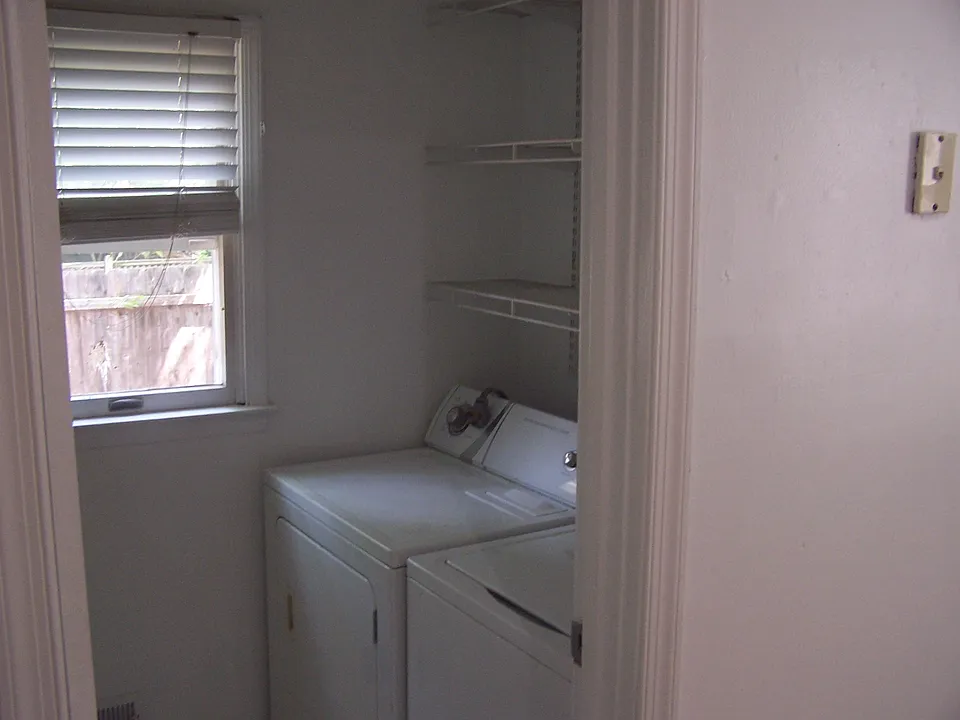 8 Union St