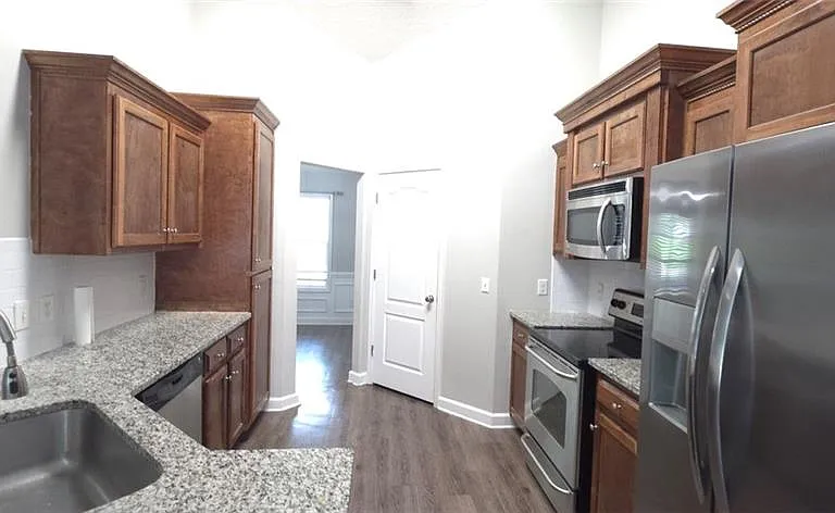 439 Red Bud Rd — Photo 7