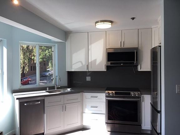 2nd image of 1700 Gough St APT 204