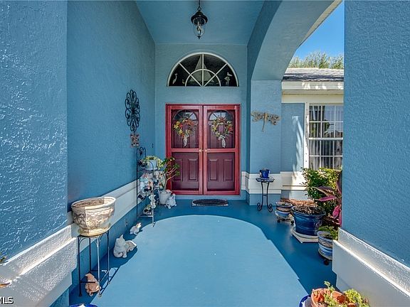 5th image of 4600 SW 5th Pl
