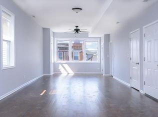 1824 N Kimball Ave, Chicago, IL 60647