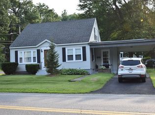 97 Pond St, Leominster, MA 01453