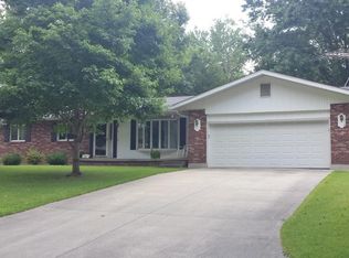 55 Candy Ln, Murphysboro, IL 62966