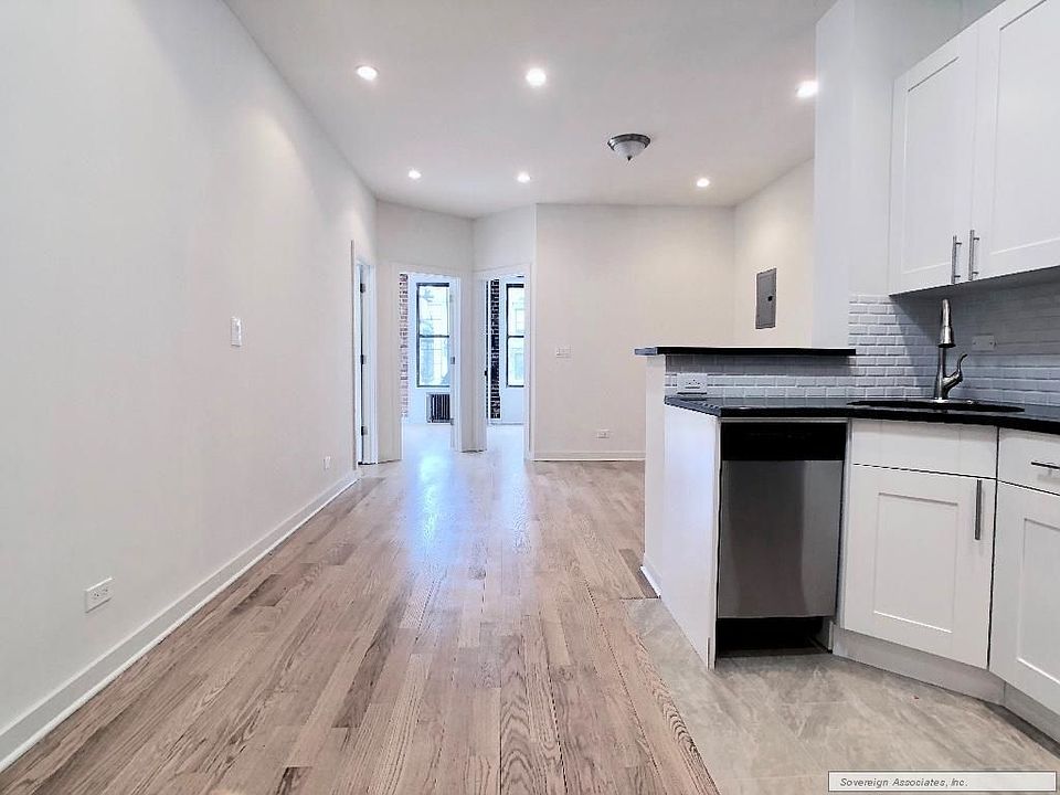 1st image of 941 Amsterdam Ave #5M