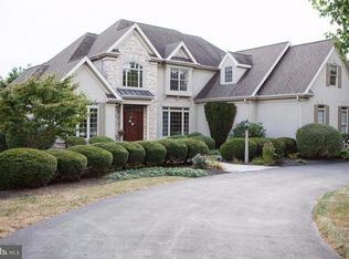 21 Apple Hill Dr, Lititz, PA 17543