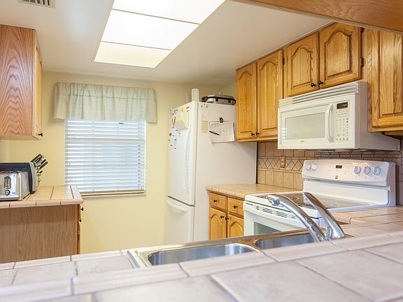 3rd image of 520 S Brevard Ave APT 215