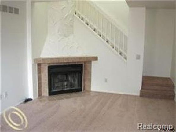 3rd image of 31164 Country Way #1