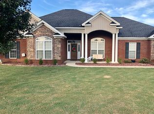 2462 Fox Ridge Dr, Prattville, AL 36067