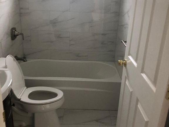4th image of 49 S 1st Ave #2