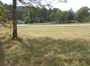 922 Mill Creek Rd, Russellville, AR 72802