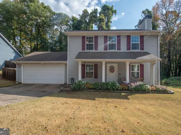 89 Farmer St, Newnan, GA 30263