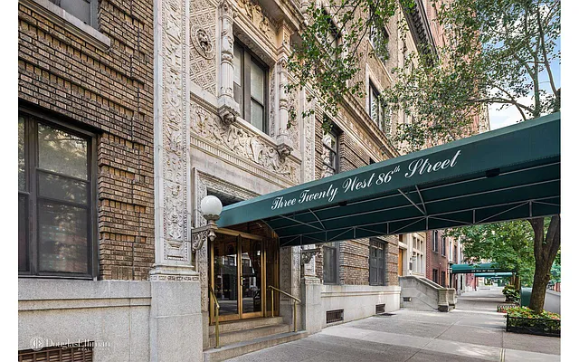 Sold by Douglas Elliman | media 7