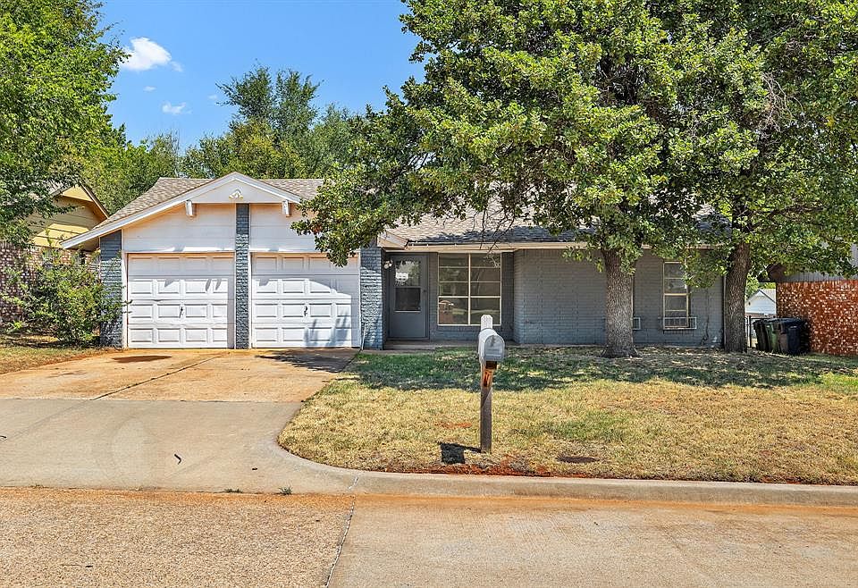 1st image of 2621 SE 50th St