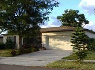 10715 Emperor St, Boca Raton, FL 33428