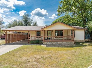 123 Cedar Rdg S, Kerrville, TX 78028