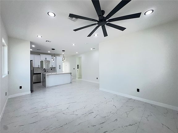 5th image of 1826 Coronado Drive