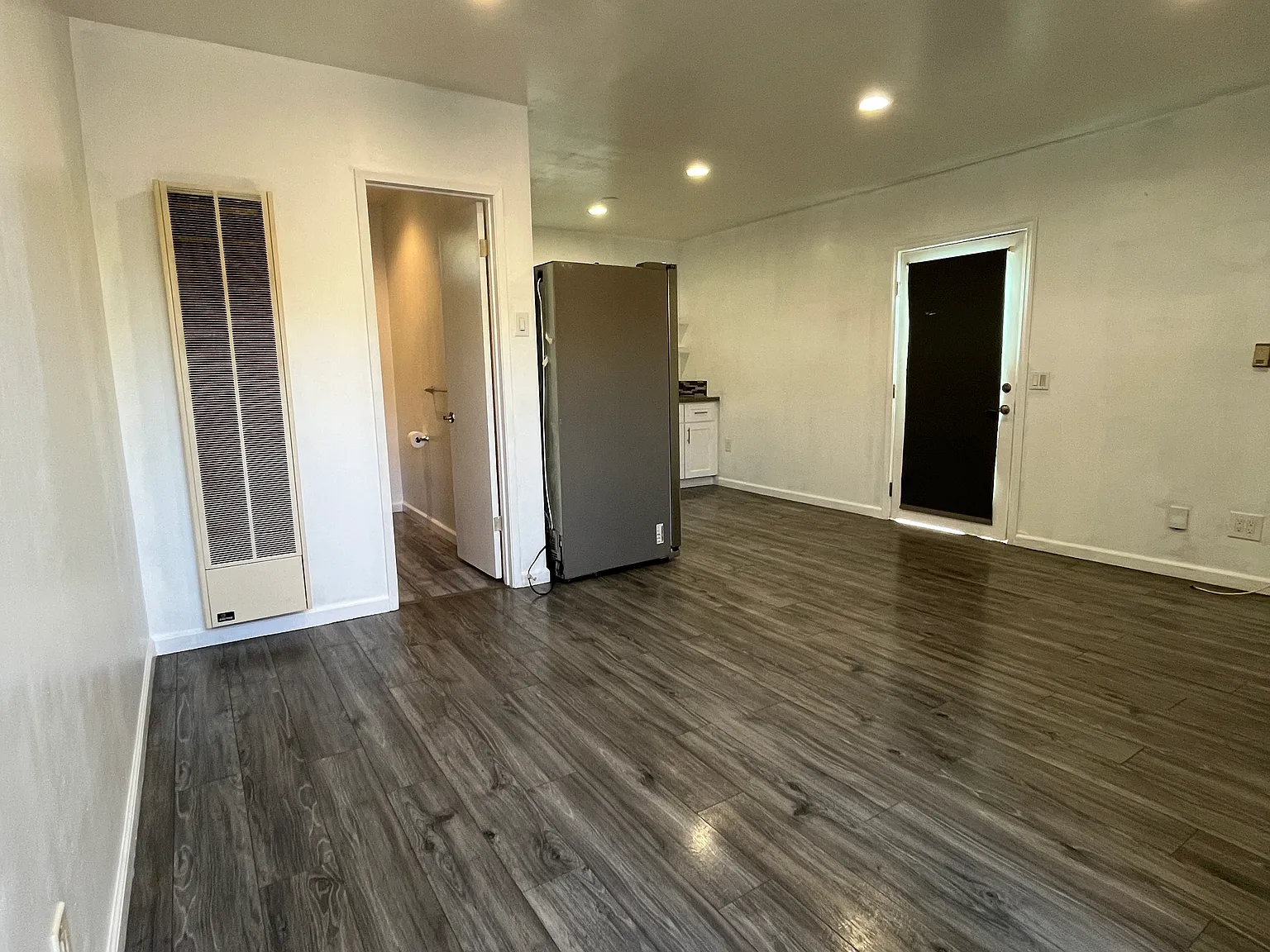 1 bed, 500 sqft, $1,700 — Photo 4