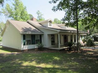 197 Hickory Ridge Ct E, Woodbine, GA 31569