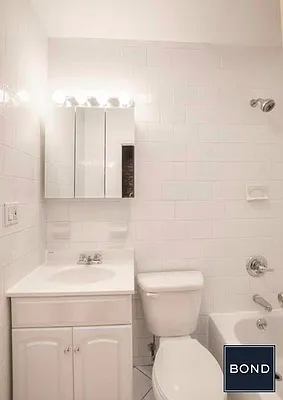 Rented by Bond New York | media 23