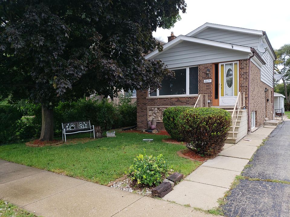 1st image of 6674 W Montrose Ave