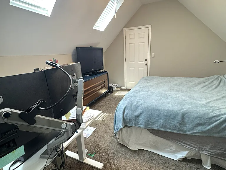 1644 W Nelson St #2 — Photo 11