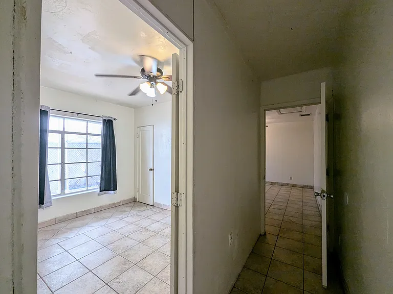 1314 W Whitton Ave #1 — Photo 22
