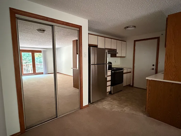 The Highlands Apartments — Photo 27