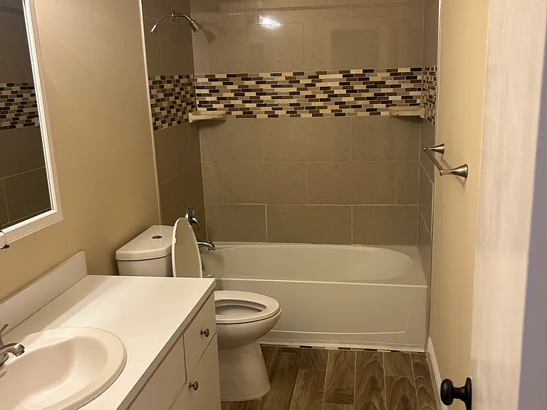 731 Hummingbird Way #1 — Photo 6