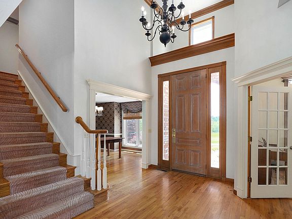 4th image of 881 W Riverdale Drive