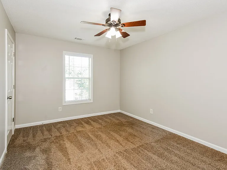 313 Split Rail Way — Photo 14