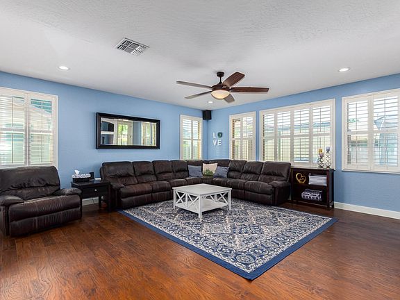 4th image of 18584 E Ashridge Dr