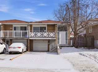 3335 Delfi Rd, Mississauga, ON L5L1S1