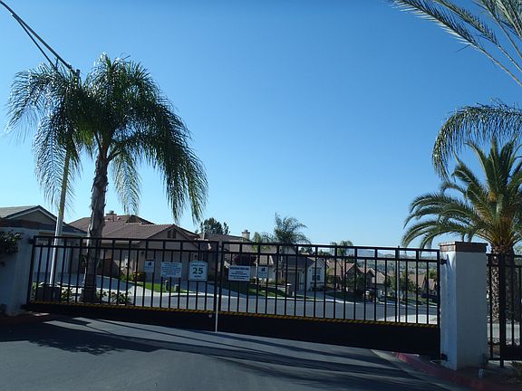 4th image of 28869 Big Pine Way