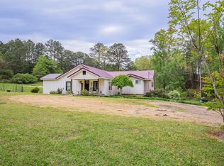 302 Walnut Grove Rd, La Fayette, GA 30728