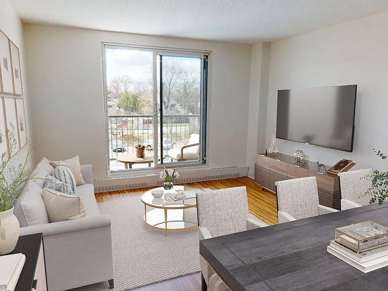 2470 Southvale Cres — Photo 31